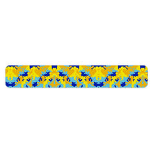 गैलरी व्यूवर में इमेज लोड करें, Yellow Blue Neon Camouflage Bracelets by The Photo Access