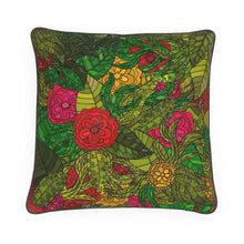 गैलरी व्यूवर में इमेज लोड करें, Hand Drawn Floral Seamless Pattern Pillows by The Photo Access