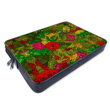 Lade das Bild in den Galerie-Viewer, Hand Drawn Floral Seamless Pattern Laptop Case by The Photo Access