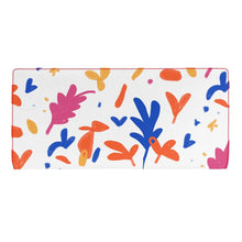 Lade das Bild in den Galerie-Viewer, Abstract Leaf & Plant Travel Wallet by The Photo Access