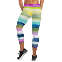 Lade das Bild in den Galerie-Viewer, Colorful Oil Paint Stripes Capri Leggings by The Photo Access