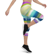 Lade das Bild in den Galerie-Viewer, Colorful Oil Paint Stripes Capri Leggings by The Photo Access