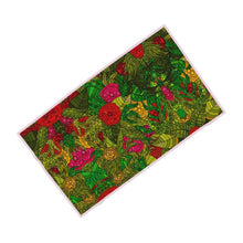 Cargar imagen en el visor de la galería, Hand Drawn Floral Seamless Pattern Towels by The Photo Access
