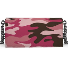 गैलरी व्यूवर में इमेज लोड करें, Pink Camouflage Oana Evening Bag by The Photo Access
