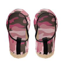 गैलरी व्यूवर में इमेज लोड करें, Pink Camouflage Loafer Espadrilles by The Photo Access
